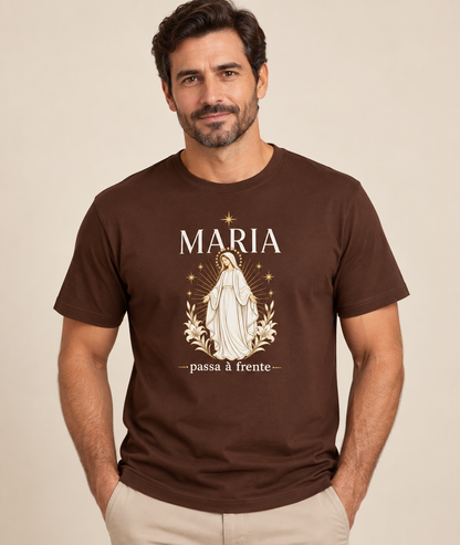 Camiseta Maria Passa à Frente