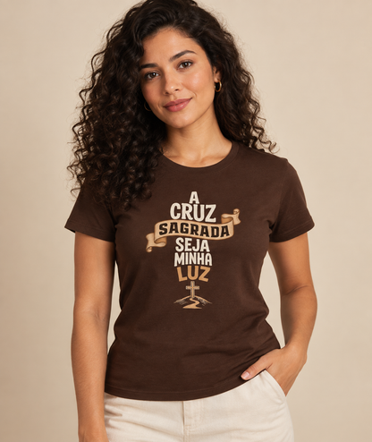 Camiseta A Cruz Sagrada Seja Minha Luz